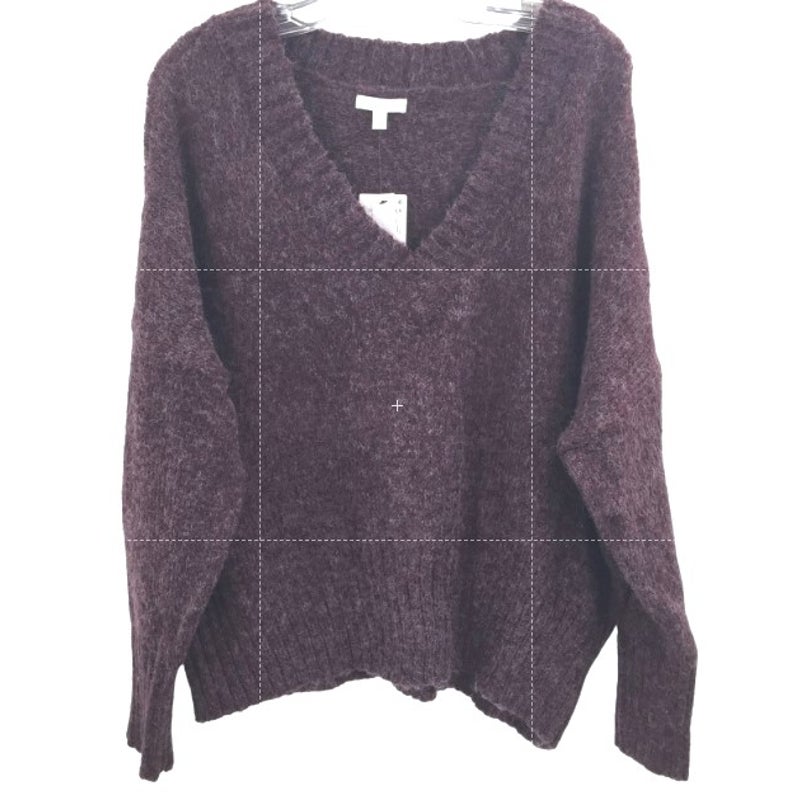 Abound Long Sleeve Pullover V-Neck Sweater Size Large in Solid Burgundy Stem NWT