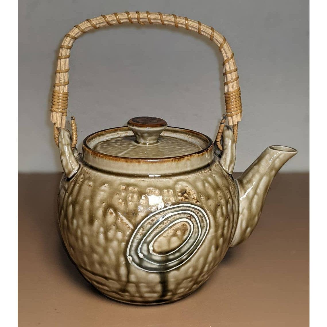 Vintage Japanese Drip Stoneware Teapot with Six Tea Bowl Chawan Ceremony Pottery