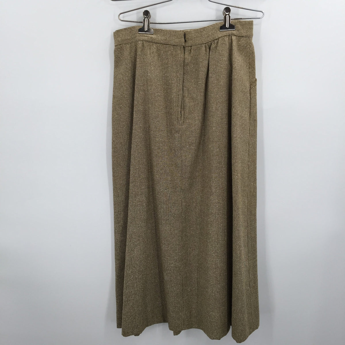 Vintage 2 Pc. SET  lined Tweed Skirt w/ pockets Suit Button Front Jacket A-Line
