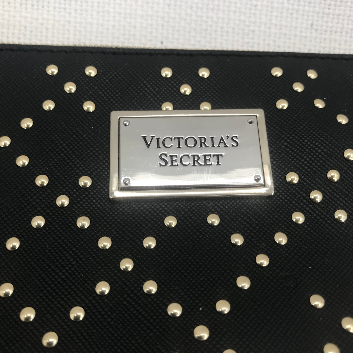 Victoria's Secret Women's Studded Clutches HandBag wristlet Black Size One
