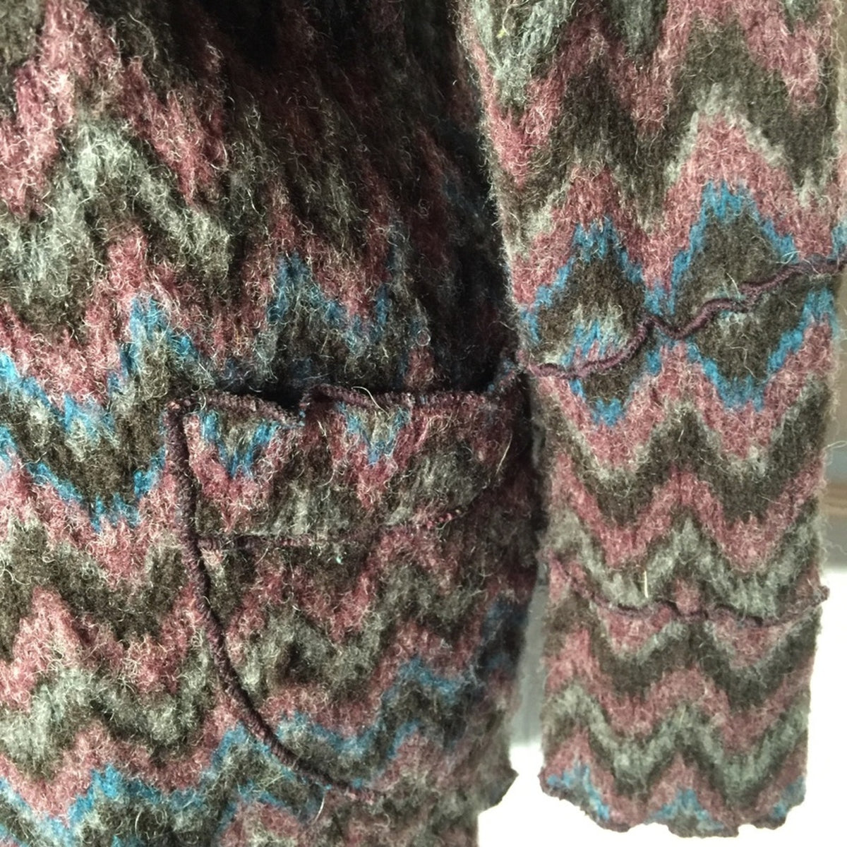 Aztec fuzzy long sleeve sweater FOCUS Wool blend Medium BOHO Tribal Western VTG