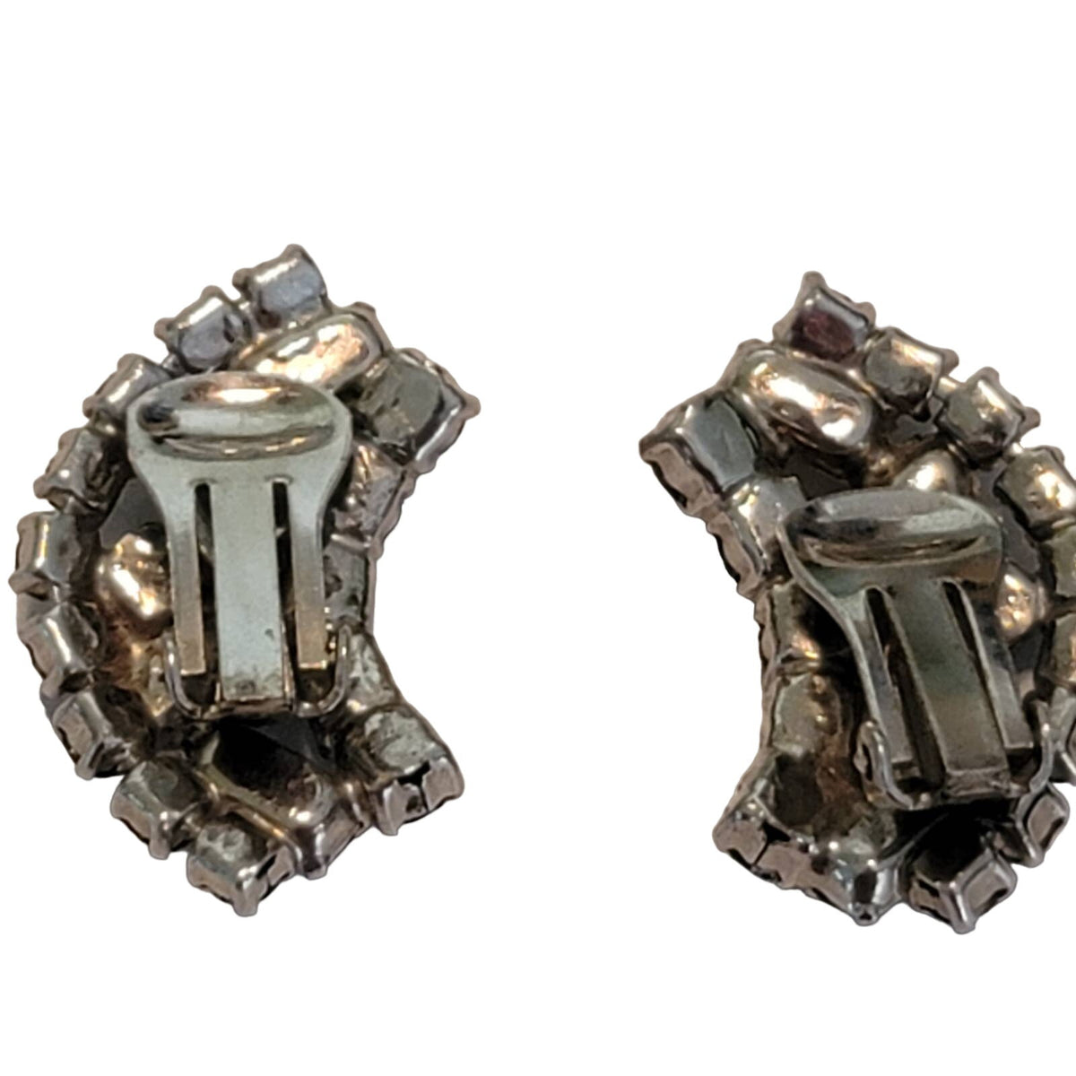 Vintage rhinestones Silvertone clip on earrings hugger