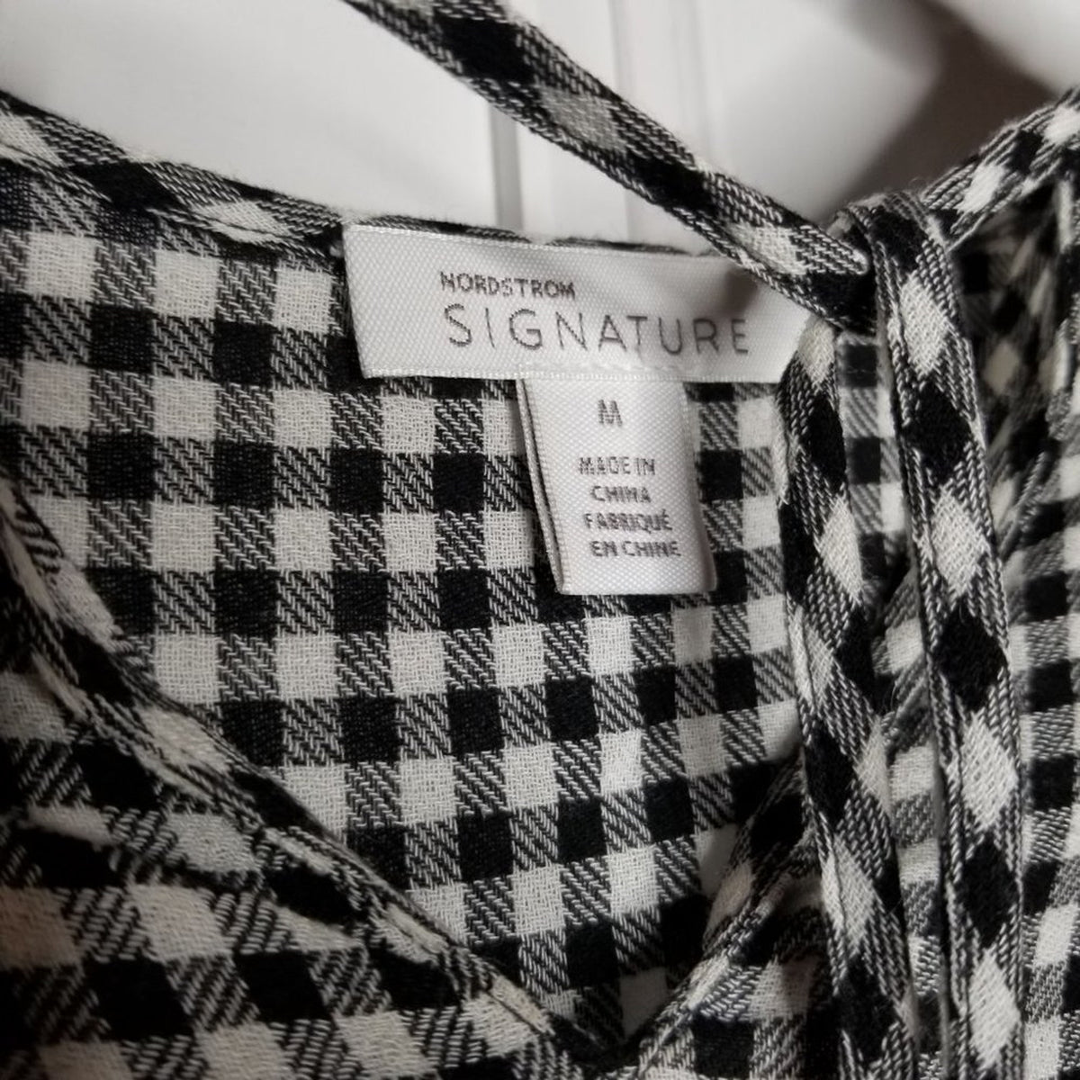 NEW Nordstrom Signature Gingham Print Blouse Top wOMENS Medium Flutter sleeve