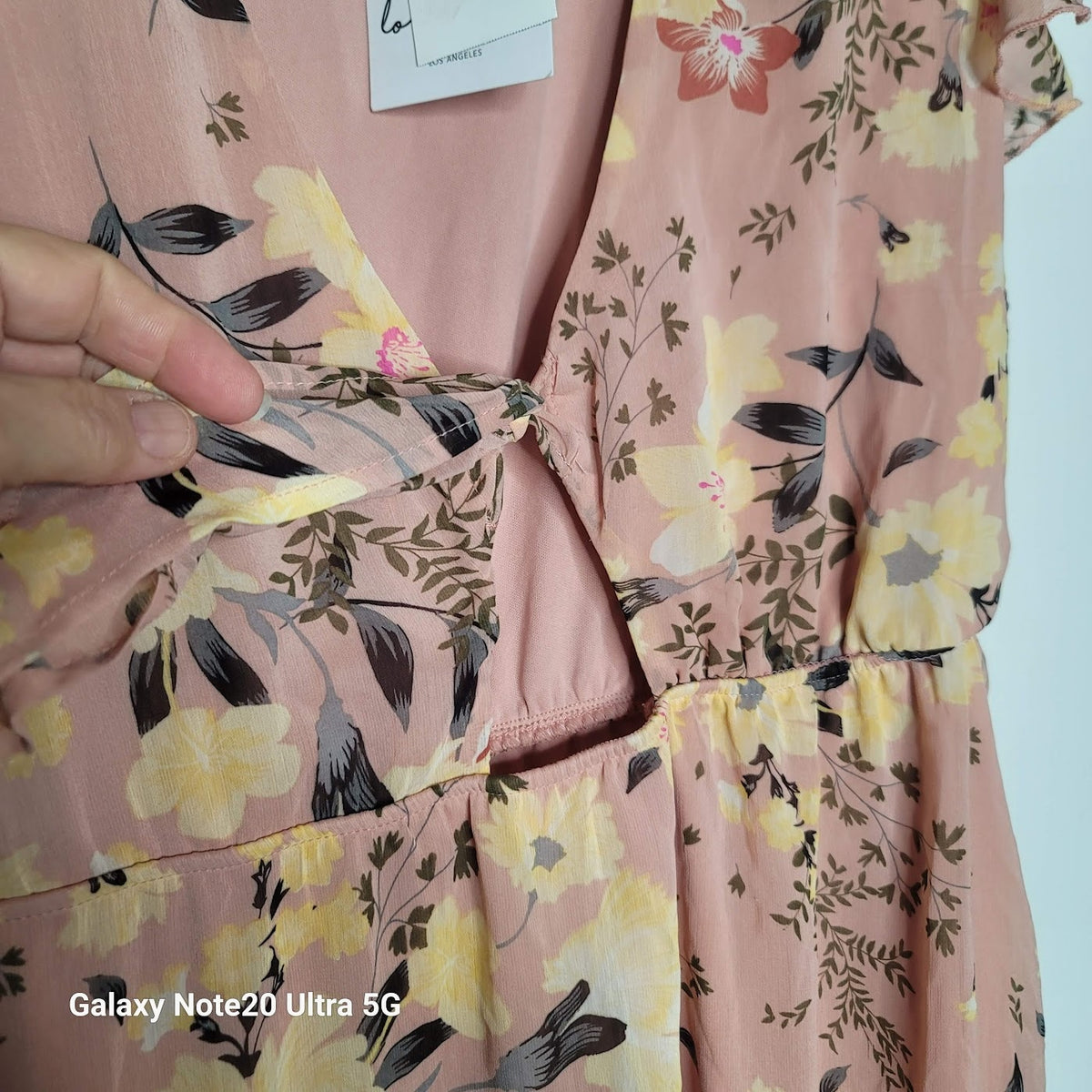 Love, Fire VNeck Large Floral Dress Flutter Sleeve Keyhole Detail Peachy Elastic