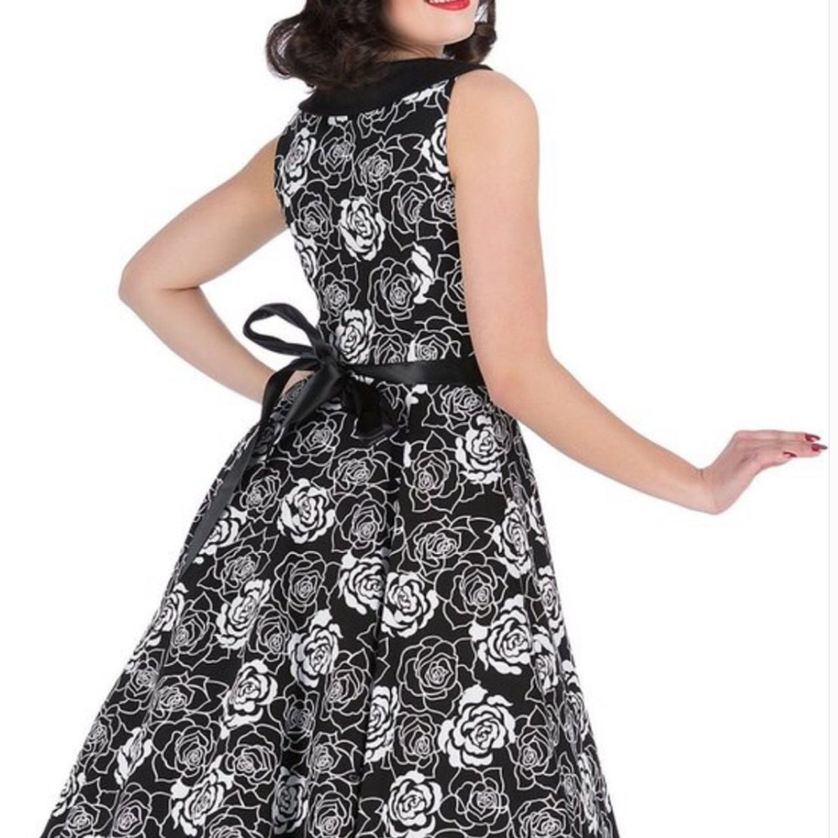 Hearts & Roses NEW Black White Roses Swing Dress Size 12 Fit Flare Pinup Style