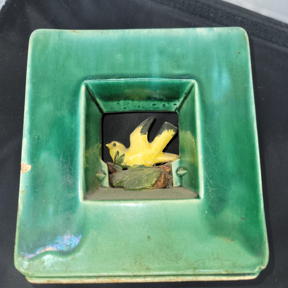 VINTAGE 1950's~60's McCoy Yellow Bird in a Box Green Vase