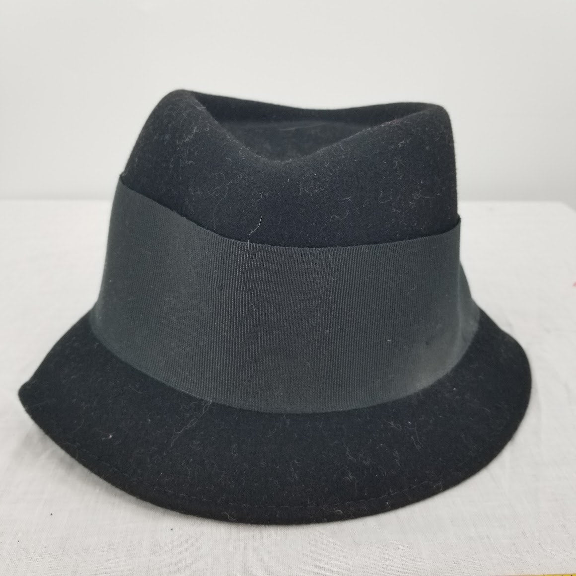 Helen Welsh women's felt hat wide ribbon tall crown 100% wool hat cloche Italy