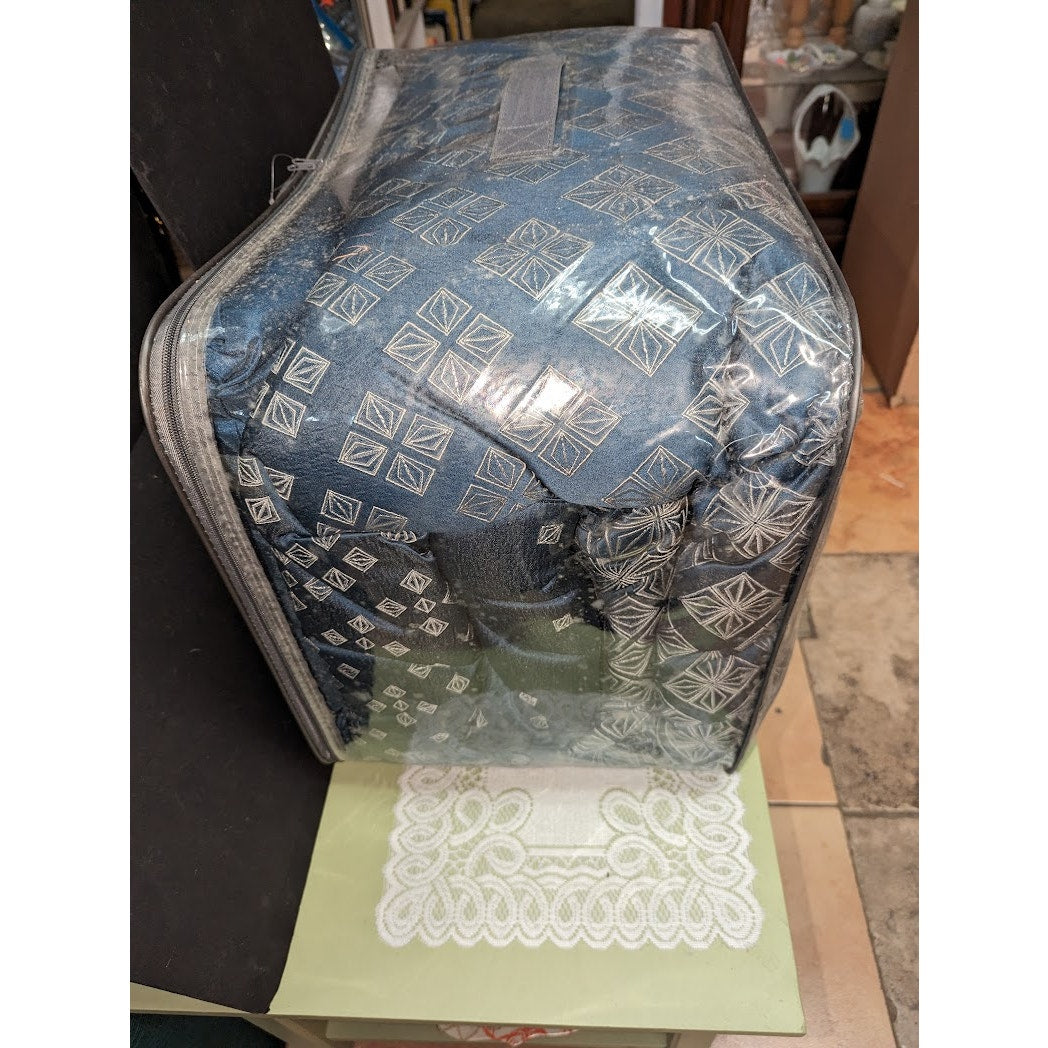 King Size Biloxi 7 Piece Comforter Set Blue Contemporary Madison Park MP10-3734