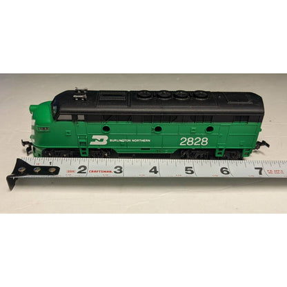 Department 56 HO Model Trains AC DC Motor Set with Miniature Railroad Decorations