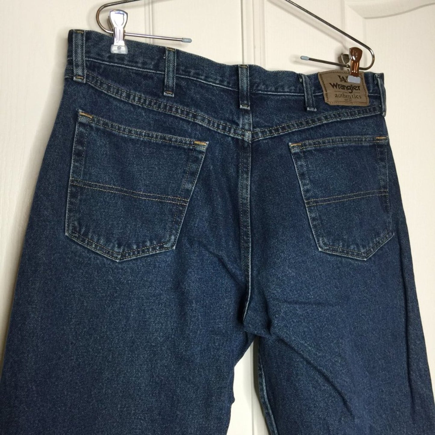 Wrangler Loose Fit Straight Leg Jeans Size 36" x 27" Denim Dark Wash HEMMED