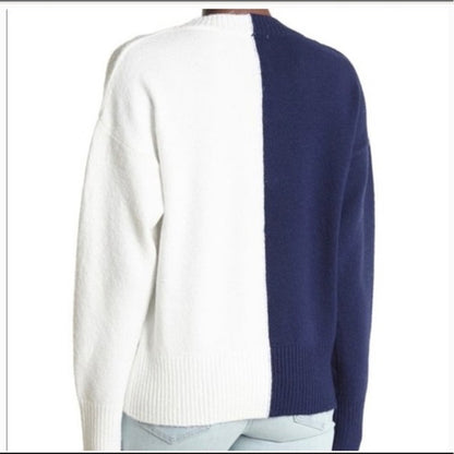 Sweet Romeo V-Neck Color Block Sweater Medium Navy/Winter White NEW Pullover