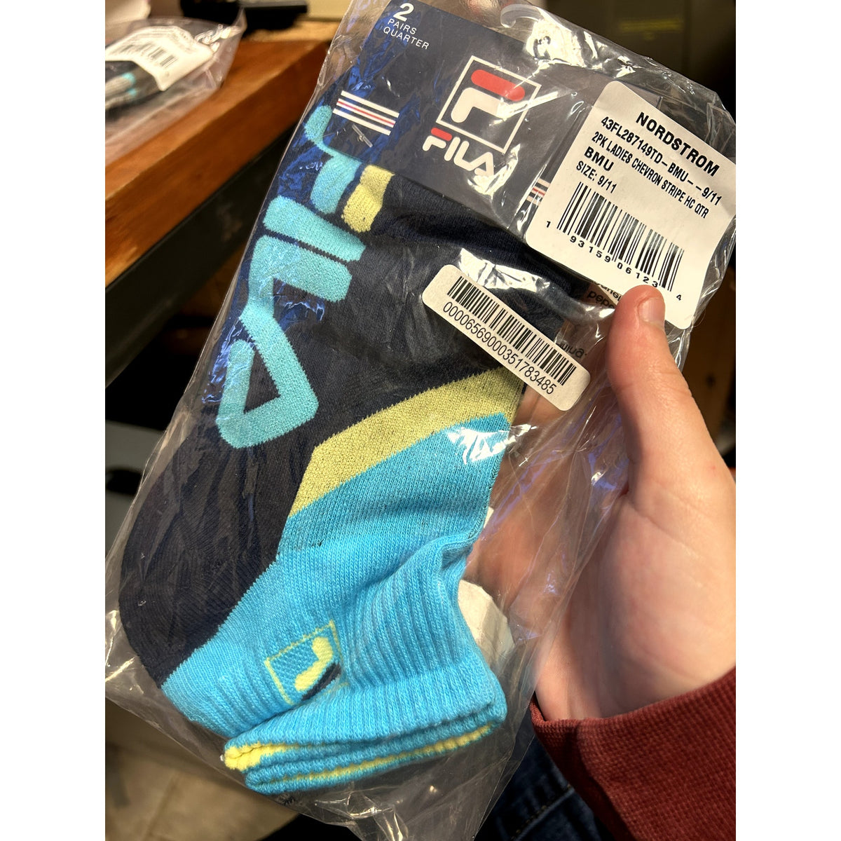 Fila NWT 2Pair Socks Shoe size 9-11 Blue Gray 2/2 Quarter Length Cotton Blend
