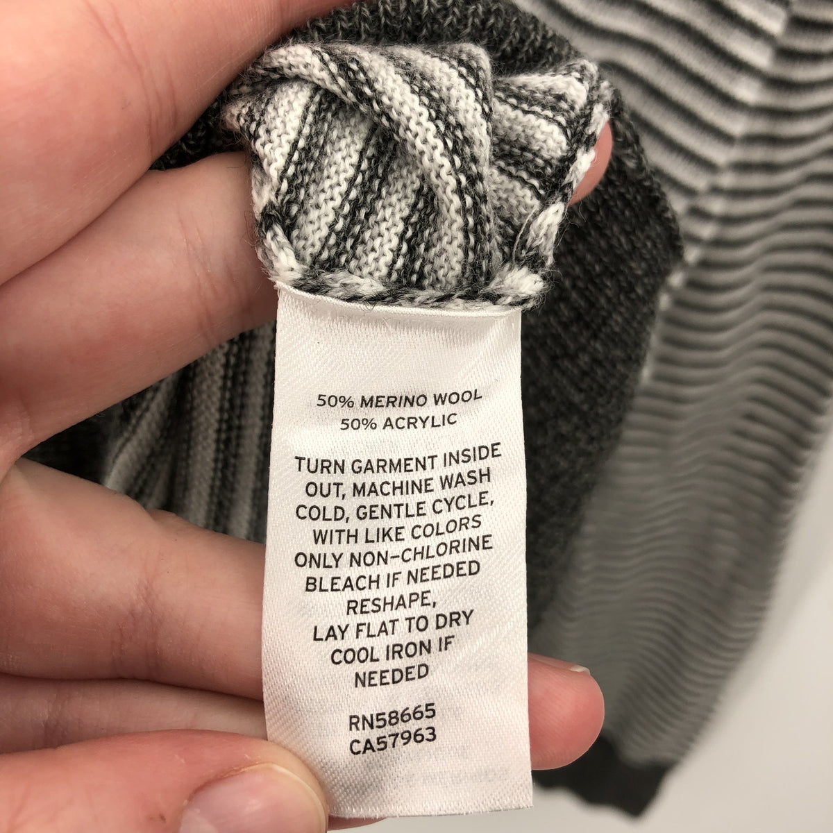 Nordstrom Men's Striped Round Neck Sweater Long Sleeve Heather Gray Size 2XL NWT