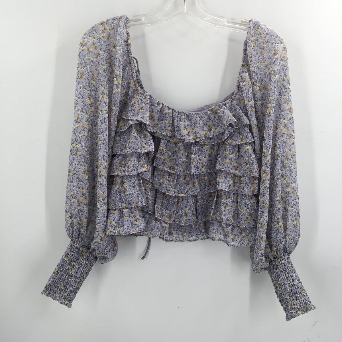 ASTR Women's Ruffle Neck Blouse Top Blue Ditsy Lavender Ruched Cuffs X-Small NWT