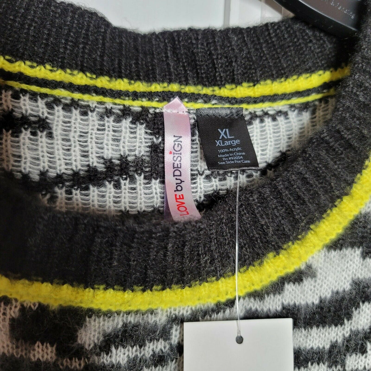 Love by Design Fuzzy Zebra Print Knit Pullover Sweater Long Sleeve X-Large