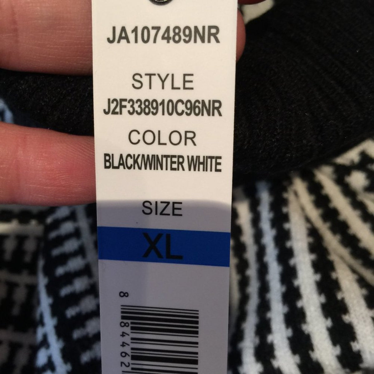 Joseph Turtle-Neck Sweater Long Sleeves Ribbed Trim Printed Black- White Size XL