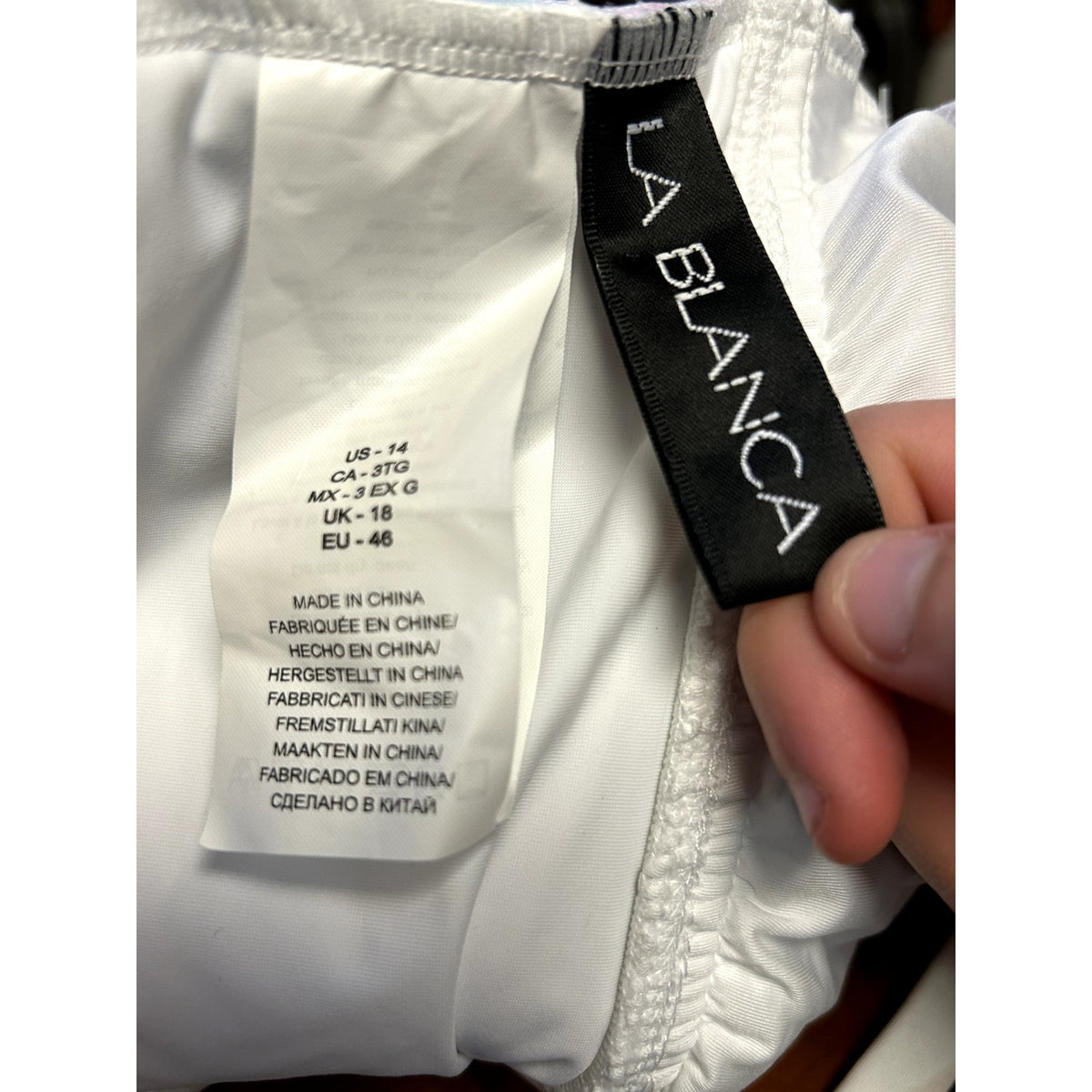 La Blanca NWT Spectrum White Cross Back One Piece Swimsuit Size 14