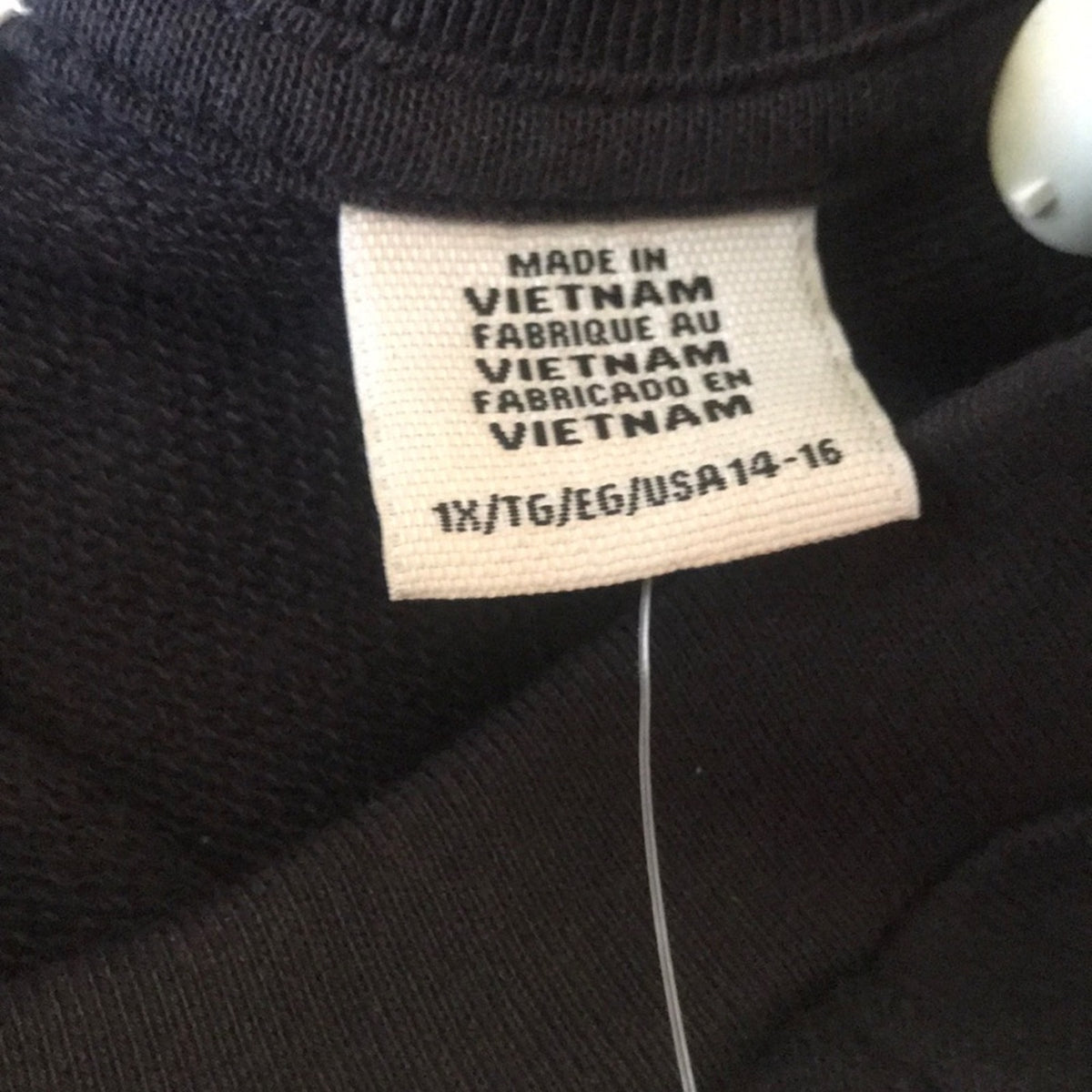 Levi’s Black Fringed Crewneck Sweatshirt Size 2X
