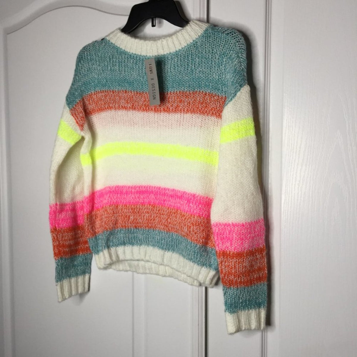 Love X Design Pullover Sweater Long Sleeve Stripe Soft Pastels Size SMALL NEW
