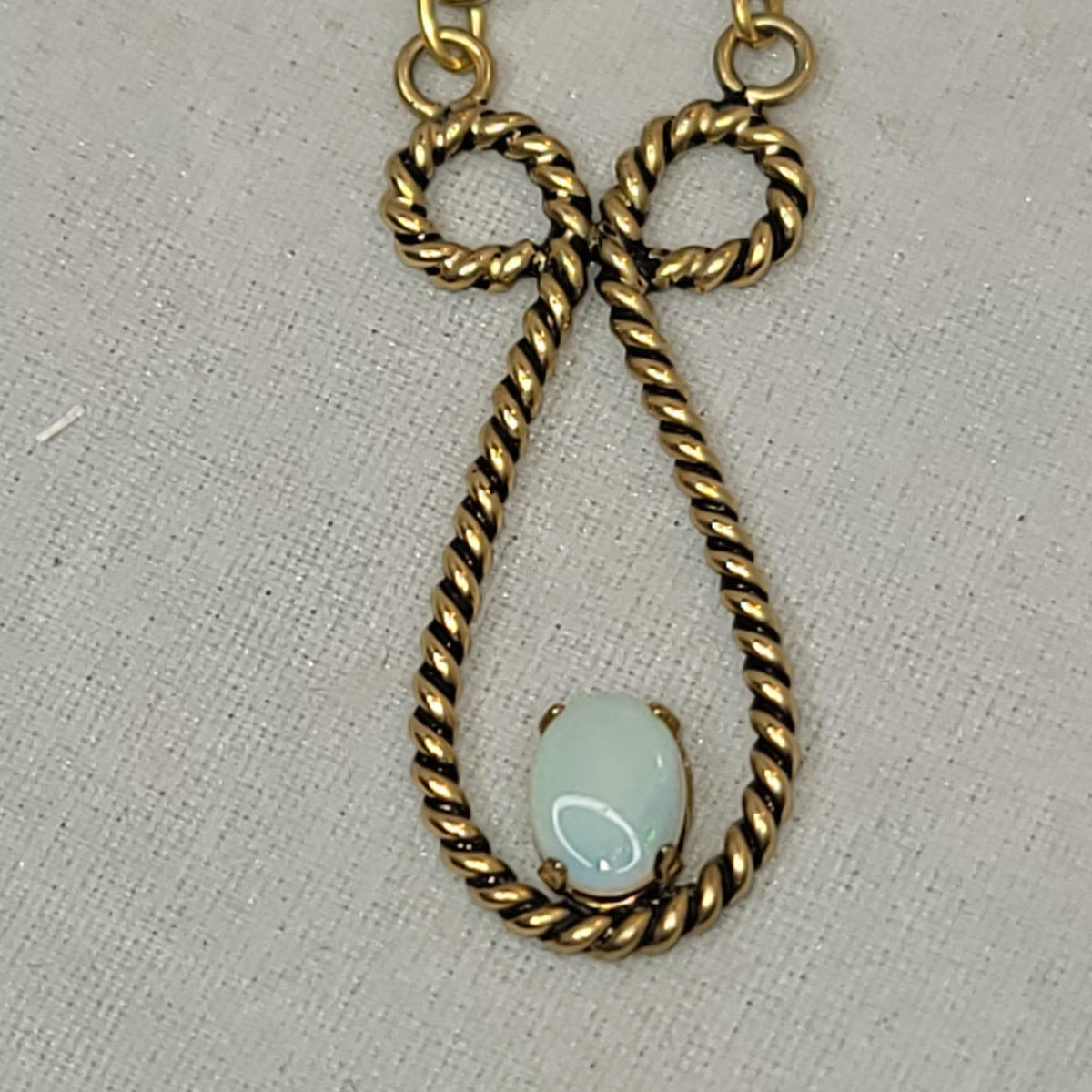 Vintage 1940s1950s Necklace 12Kt GF Gold Filled Opal Pendant