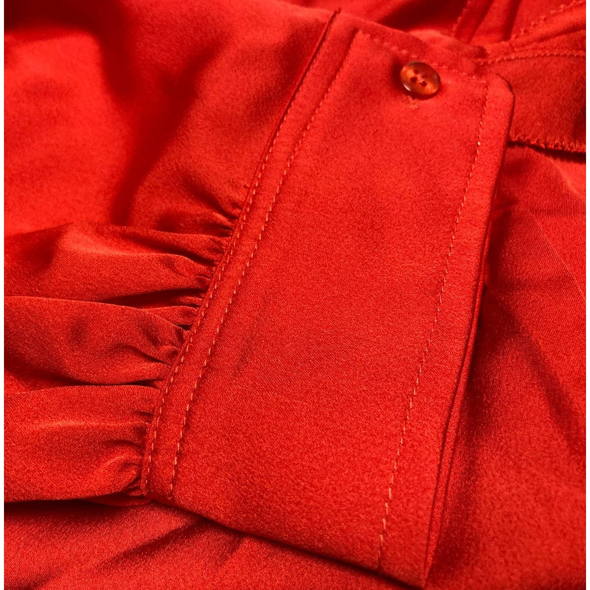 Laundry By Shelli Segal Blouse Large Goji Red NEW Bishop Sleeve Cross V-Neck top