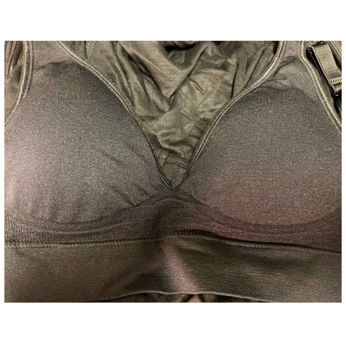 Felina Seamless Wire Free Bra Medium Black NWT Removable Pads Soft Stretchy