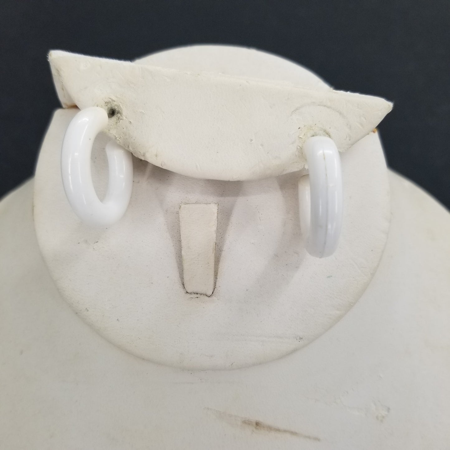 Vintage White Chunky Retro Wrap Under Post Hoops