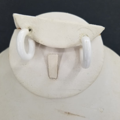 Vintage White Chunky Retro Wrap Under Post Hoops