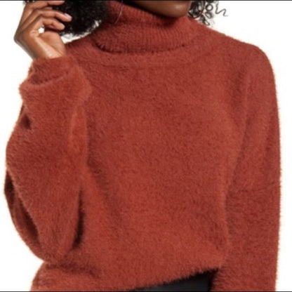 4Sienna Cropped Turtleneck Fuzzy Sweater Size XL Mauve NEW