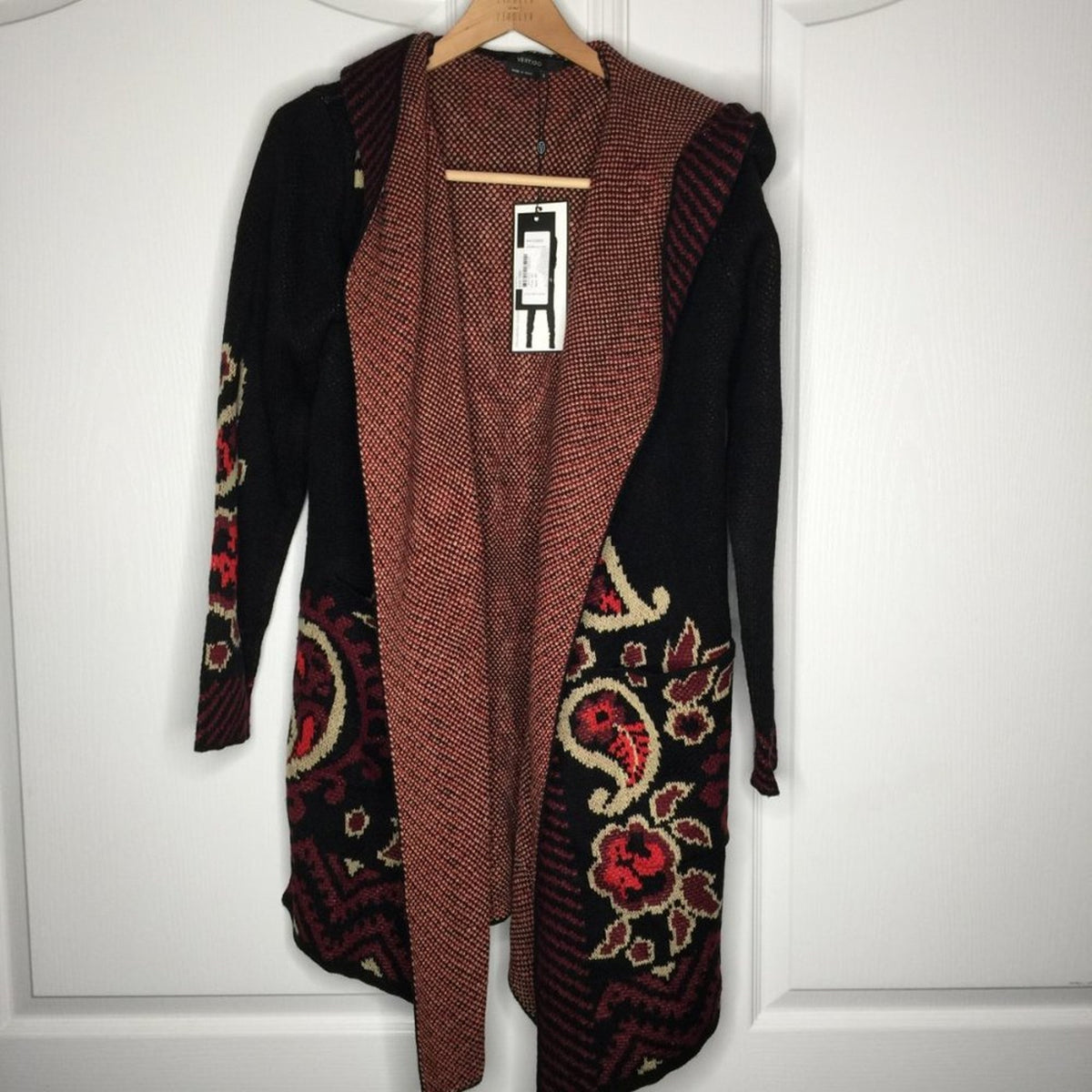 Vertigo Draped Front Hooded Sweater BOHO FESTIVAL Split Sides Paisley Small NEW