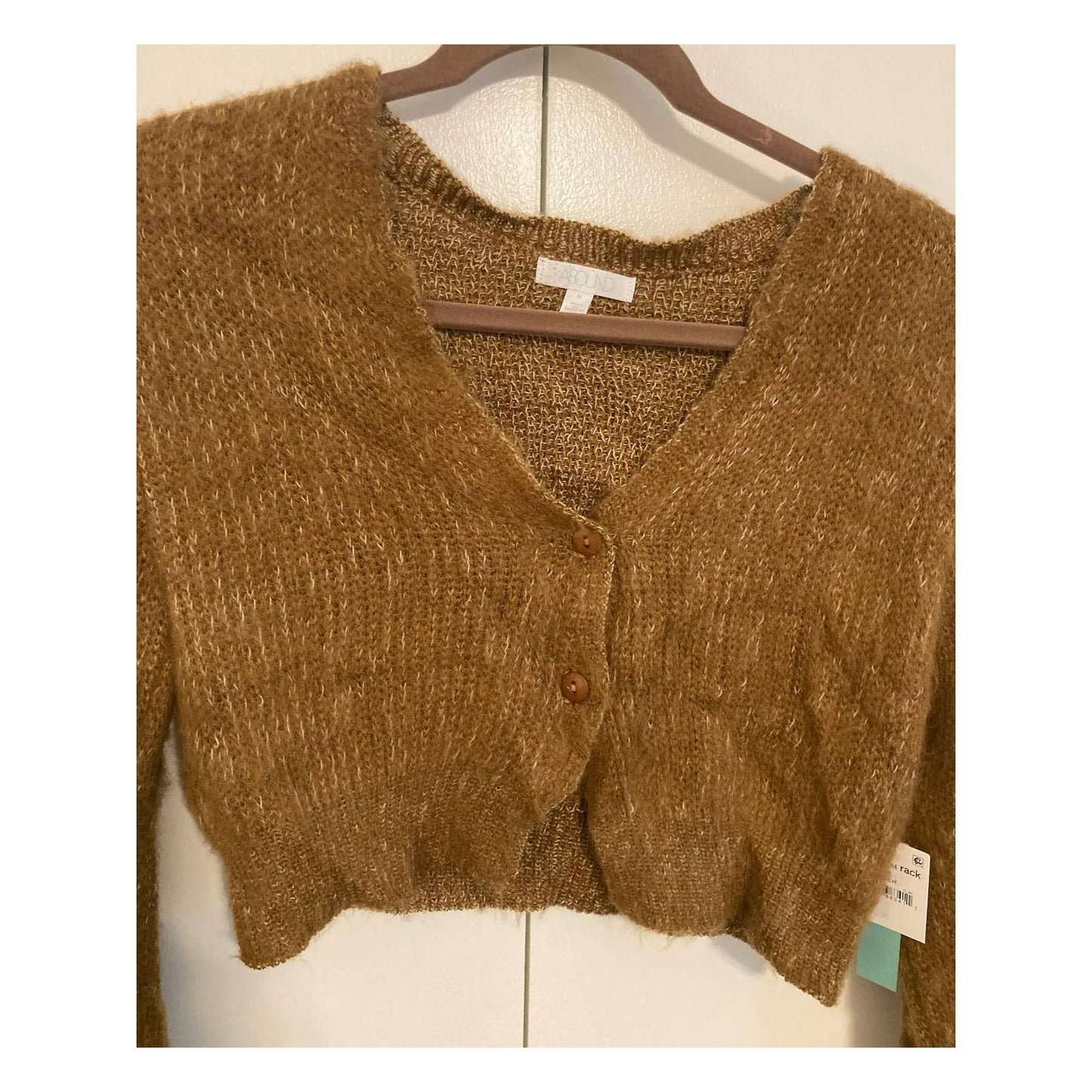 Abound Crop Deep V-Neck Cardigan Sweater Sz Medium in Rust Amber NWT