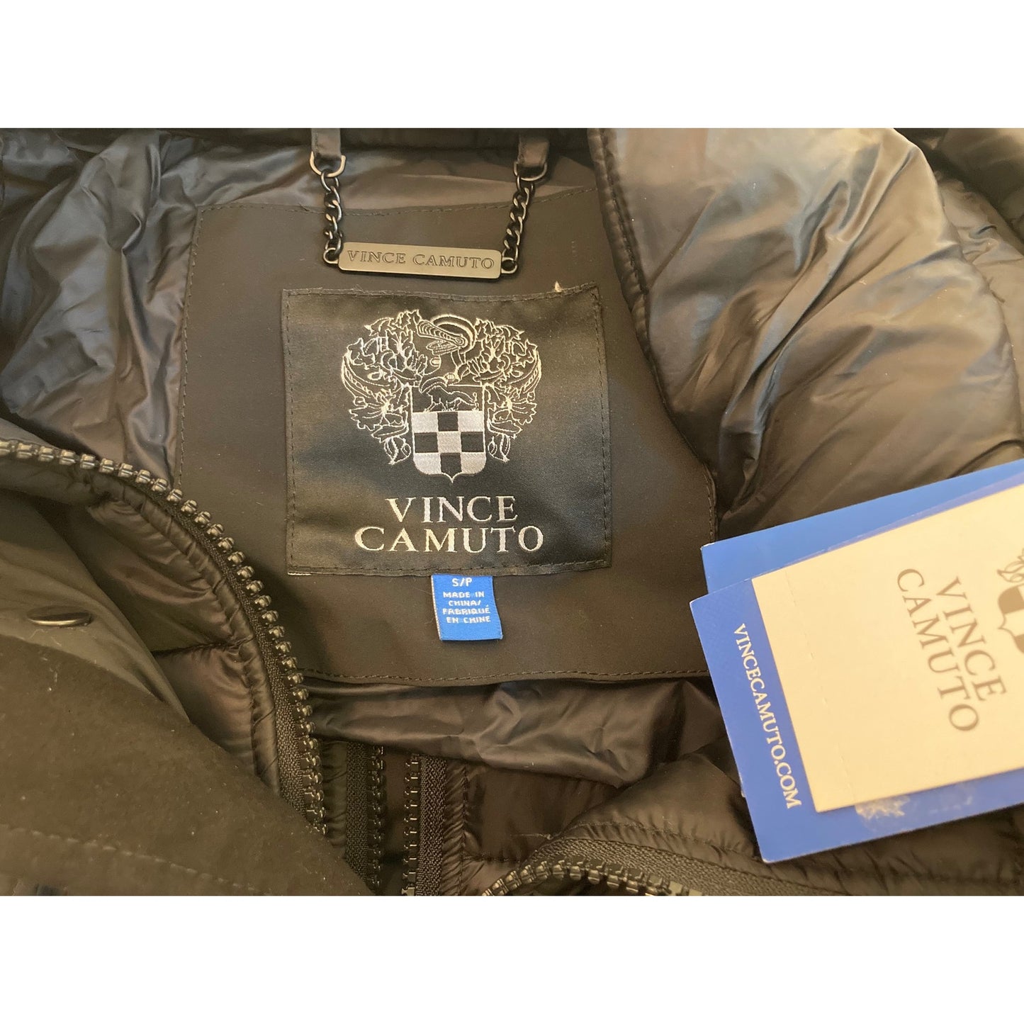 Vince Camuto Hooded Lined Puffer Zip Front Coat Size Small in Black NWT