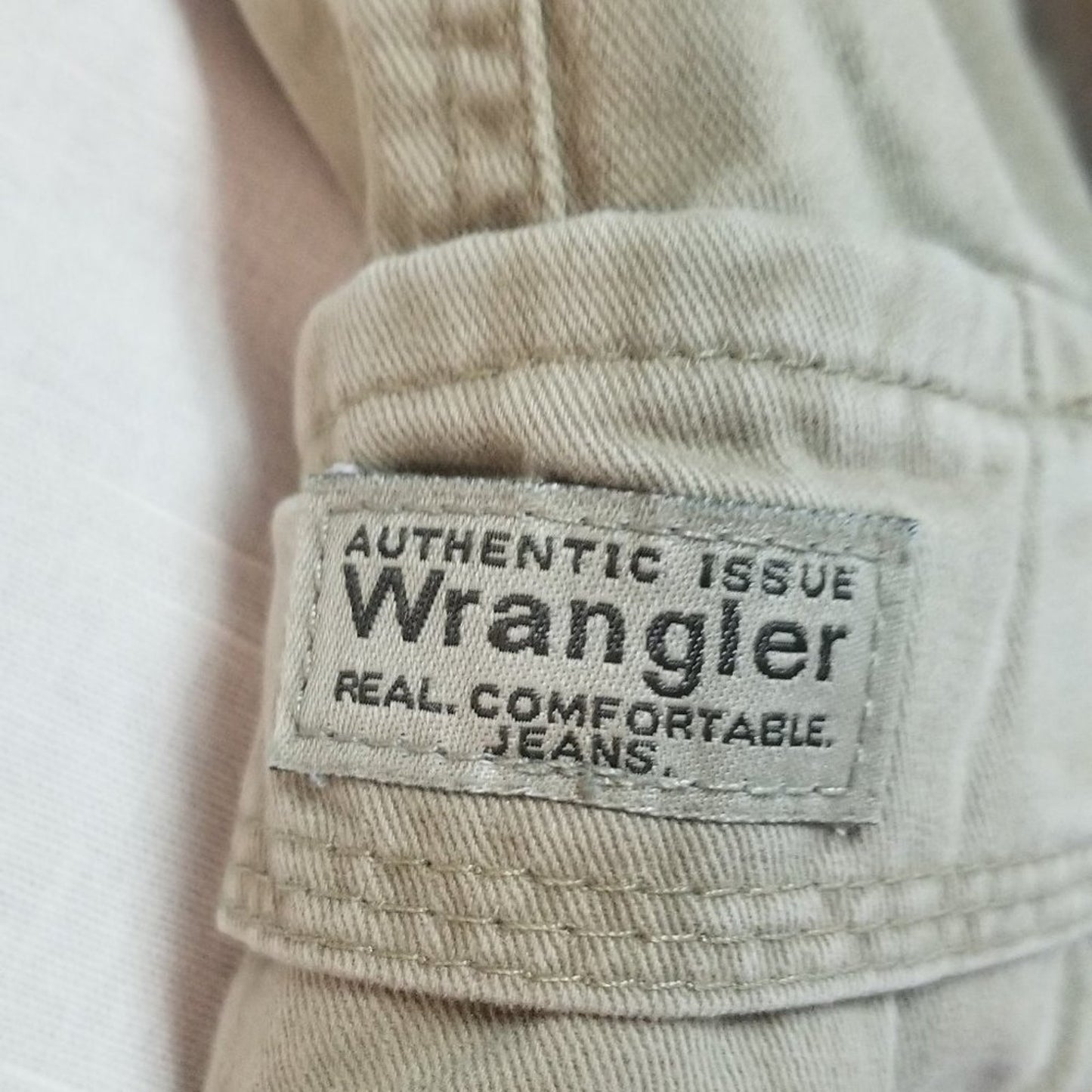 Wrangler Real Comfortable Jeans Cargo Pockets Size 48X32