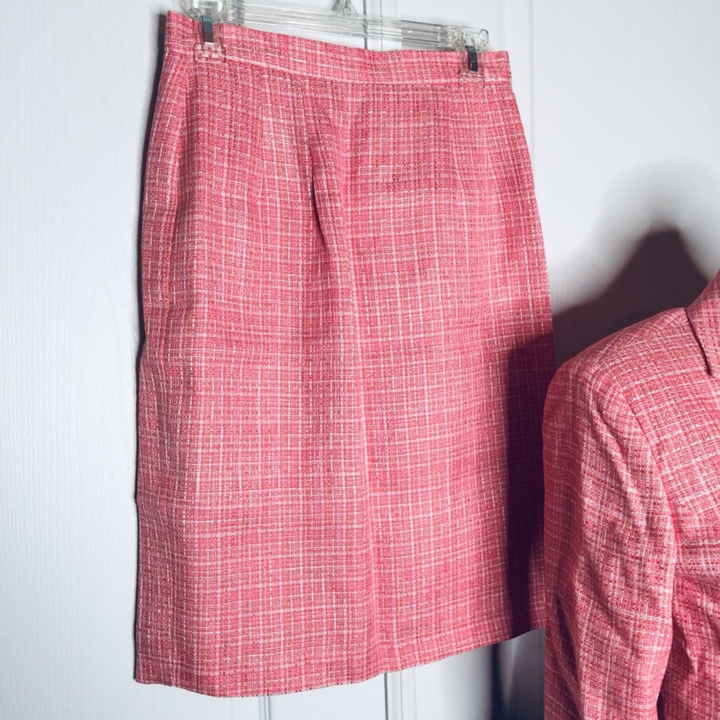 Lew Magram 2 piece Career Jacket Blazer Skirt Set Size 10 Pink fully lined suit