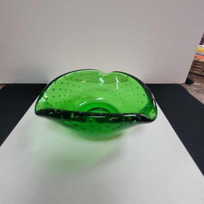 Green Bullicante Murano Glass Bowl or Ashtray, Italy, 1970sVINTAGE BEAUTIFUL