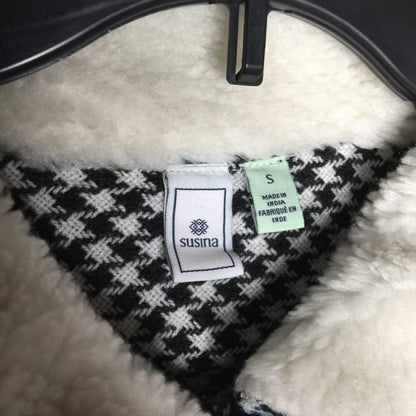 NEW SUSINA Faux Shearling Trim Jacket Long Sleeve SMALL Button Black Naya Plaid