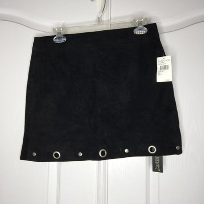 Blank NYC Grommet Suede Mini Skirt 100 % suede leather Castle Black Size 28