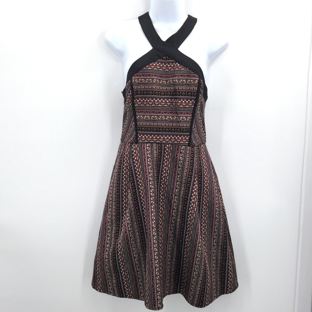 BCBGeneration Jacquard Sheath Fit & Flare Dress Sleeveless Halter 12 NWT