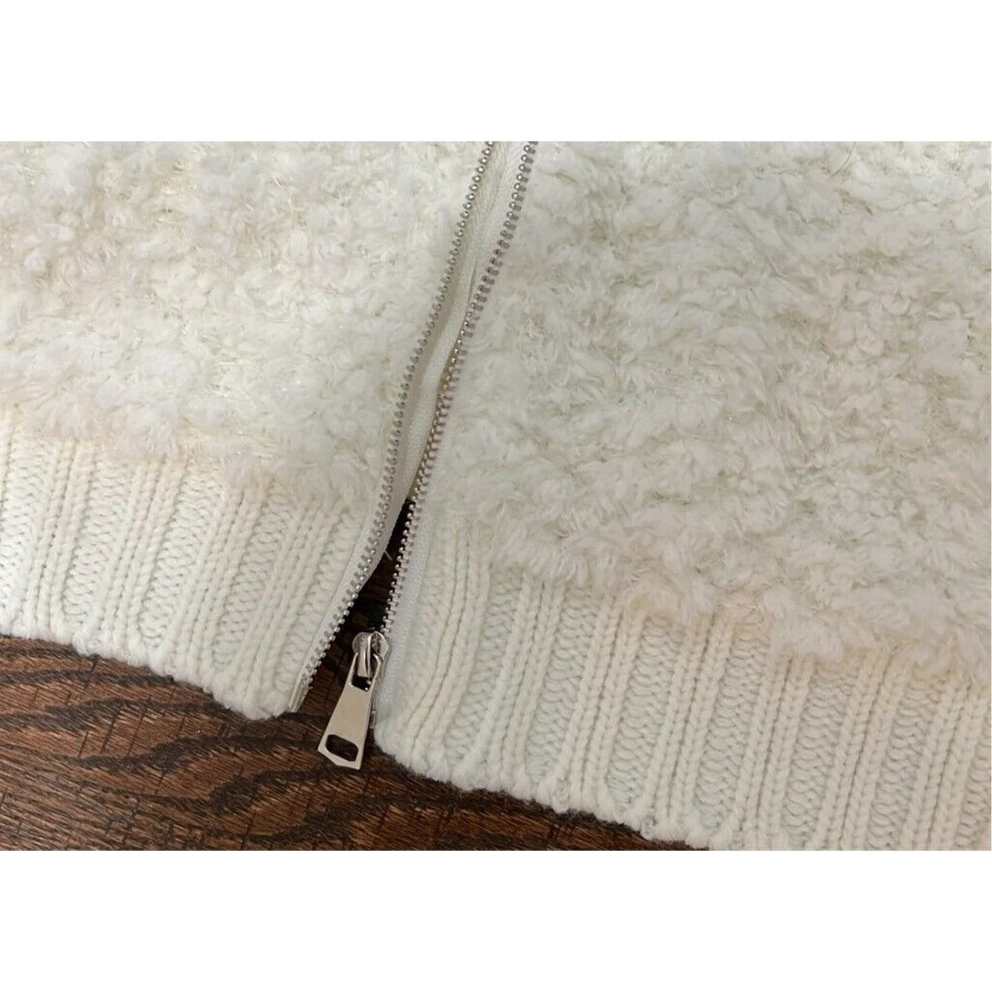 Love Tree Full Zip Cable Knit Collar Fuzzy Cardigan Sweater Sz Medium Ivory NWT
