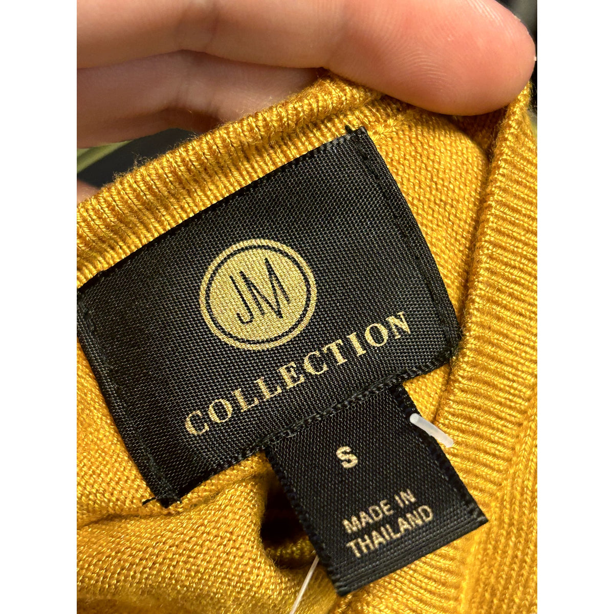 JM Collection NWT Rivet Dolman Long Sleeves Top Golden Poppy Small