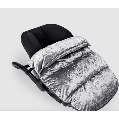 VelvetPod NWT Stroller & Car Seat Footmuff Cozy Grey Velvet S/M 0-18 Months