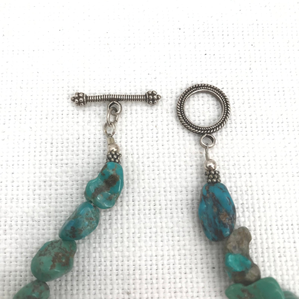 Vintage Turquoise Black Pendants & Stone Necklace Toggle Clasp single strand
