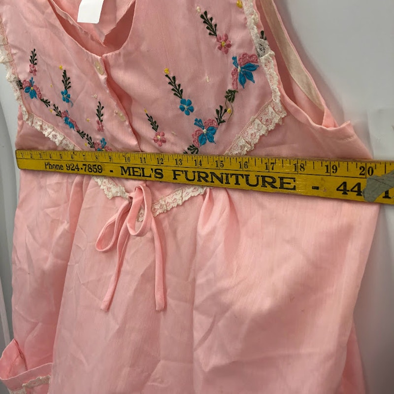 Vintage Confessiones Maria Luisa Pink Embroidered Housedress Size 36