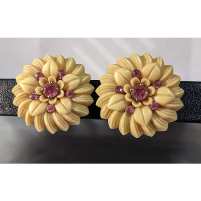 Vintage 1950s Cream Molded Celluloid Flower Pink Rhinestone Clip On Earrings