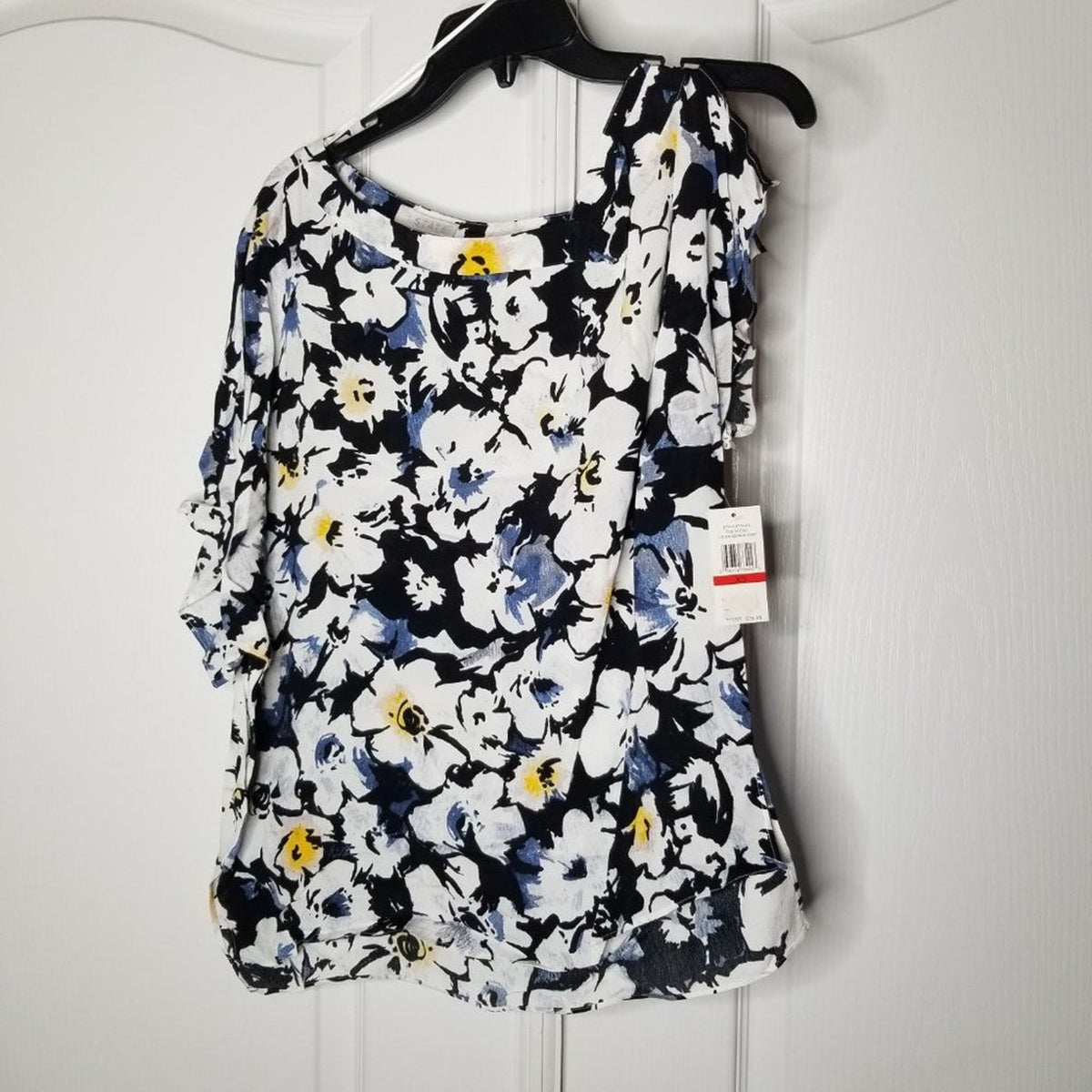 NWT 1. State Floral One Shoulder Tie Top Crew Neck Casual Lightweight summer XS