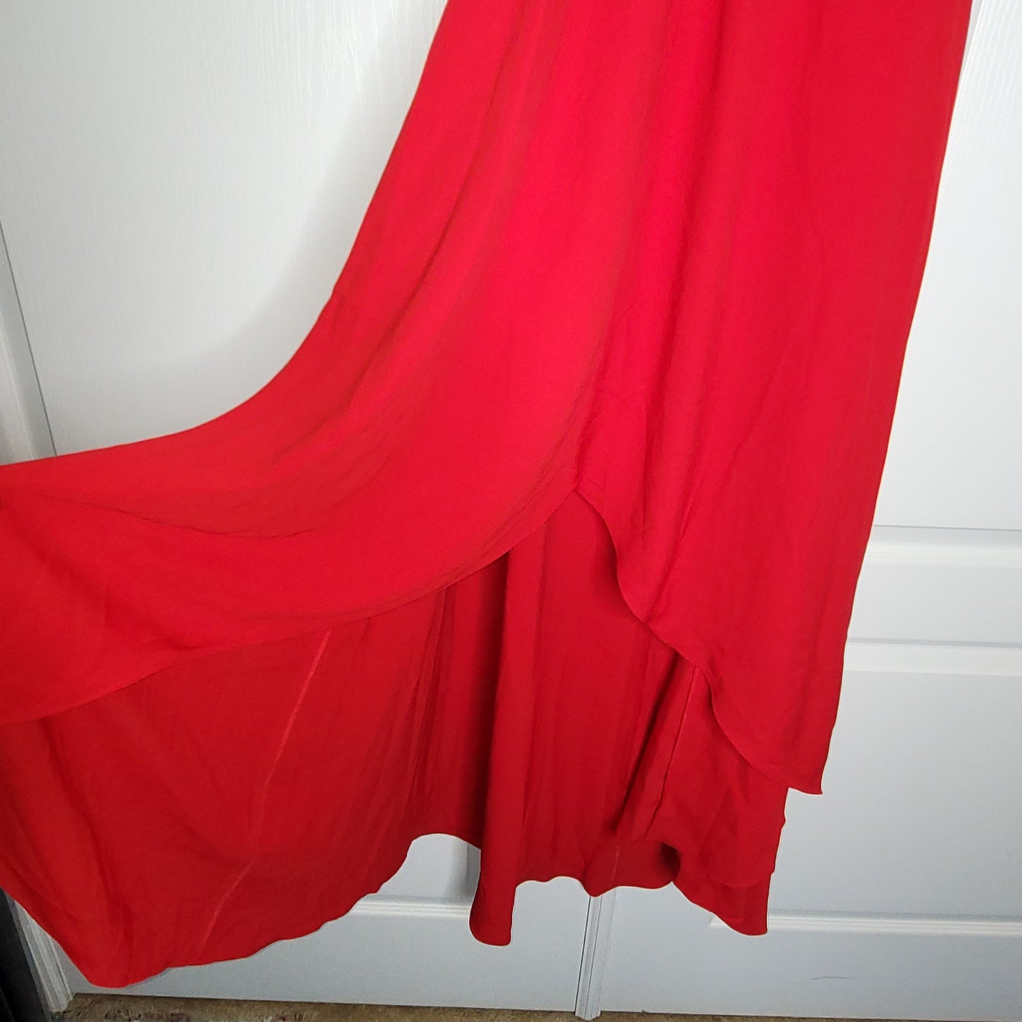 Ali & Jay bohemian rhapsody red cut out dress Maxi Formal Sleeveless Size Small