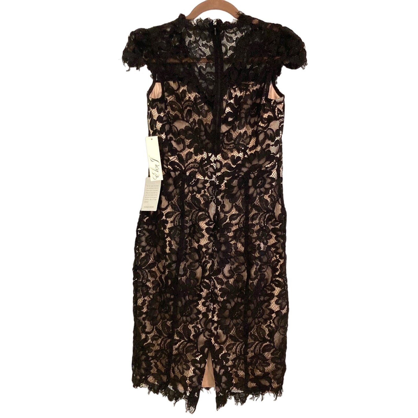Eliza J Bodycon V Neck Cap Sleeve Cocktail Dress in Black/Ivory Size 6 NWT
