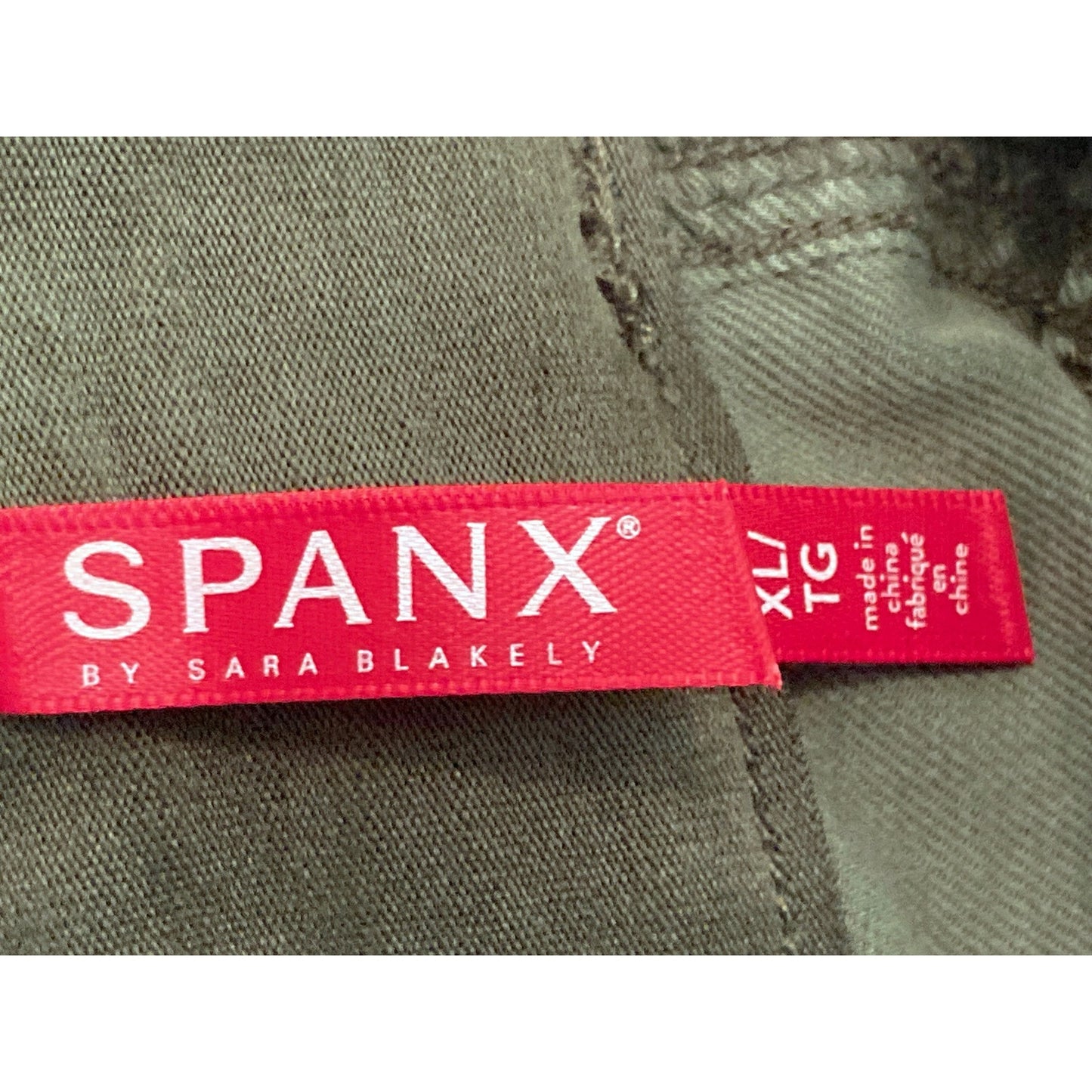 Spanx Stretch Twill Ankle Cargo Pants Sz XL/Extra Large in Sage Green NWT
