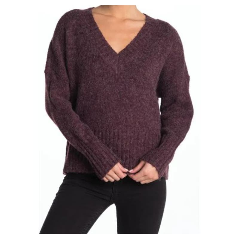 Abound Long Sleeve Pullover V-Neck Sweater Size Large in Solid Burgundy Stem NWT