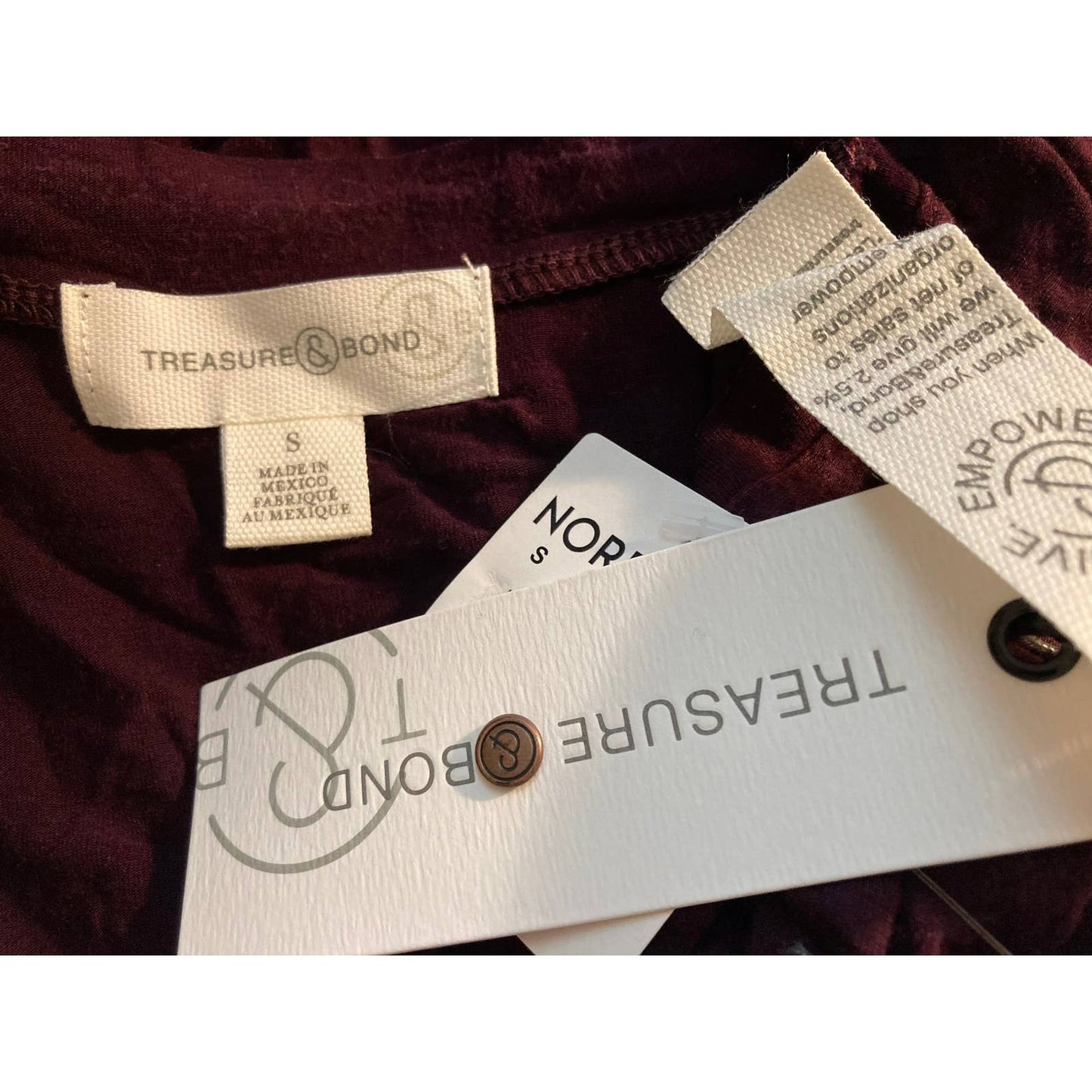 Treasure & Bond Mineral Wash V-Neck Long Sleeve Tee Top Sz Small Burgundy NWT